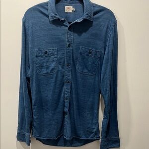 Faherty Sunwashed Knit Casual Button Down Shirt in Indigo